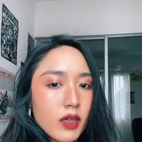 Justine Ying